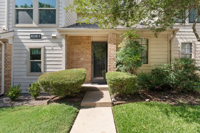 3635 Garden Brook Drive 10400, Farmers Branch, TX 75234
