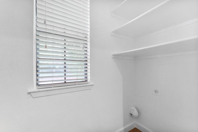 3635 Garden Brook Drive 10400, Farmers Branch, TX 75234