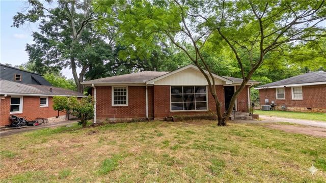 216 Austin Avenue NE, Marietta, GA 30060