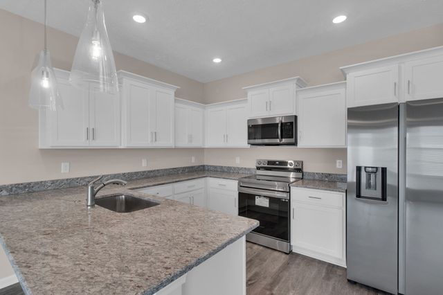 1844 Streamsong Dr, Murfreesboro, TN 37127