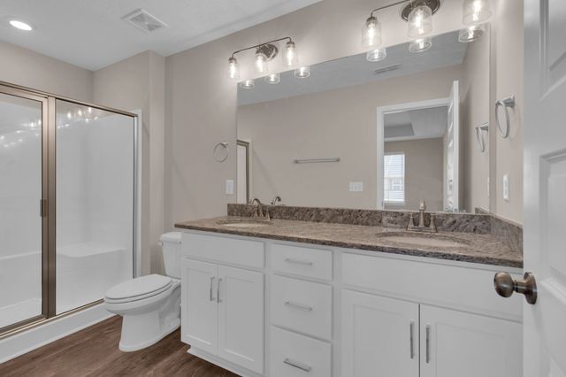 1844 Streamsong Dr, Murfreesboro, TN 37127