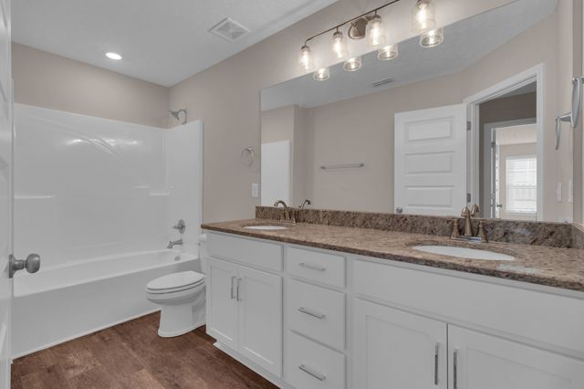 1844 Streamsong Dr, Murfreesboro, TN 37127