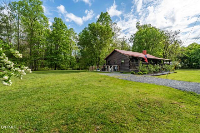 135 Grindstaff Hollow Road, Elizabethton, TN 37643