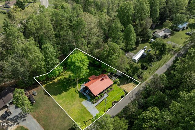 135 Grindstaff Hollow Road, Elizabethton, TN 37643