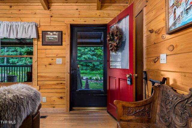 135 Grindstaff Hollow Road, Elizabethton, TN 37643