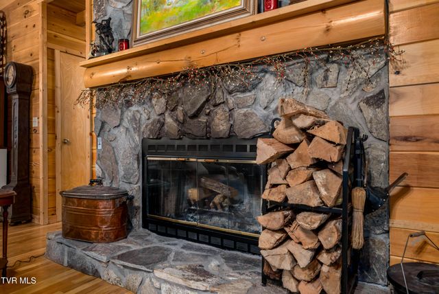 135 Grindstaff Hollow Road, Elizabethton, TN 37643