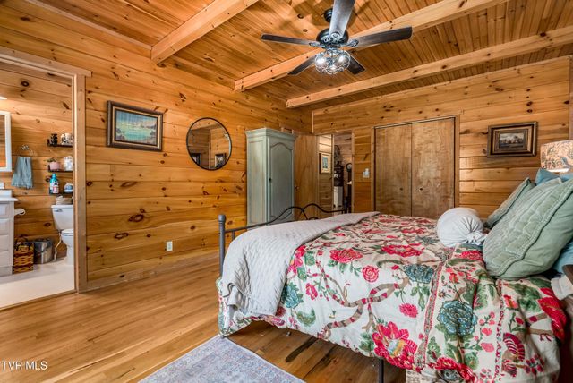 135 Grindstaff Hollow Road, Elizabethton, TN 37643