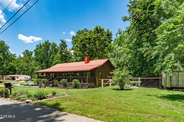 135 Grindstaff Hollow Road, Elizabethton, TN 37643