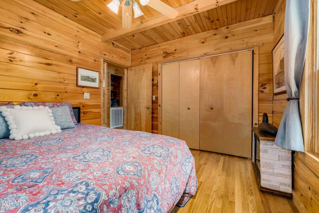 135 Grindstaff Hollow Road, Elizabethton, TN 37643
