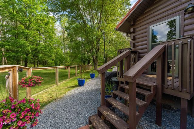 135 Grindstaff Hollow Road, Elizabethton, TN 37643