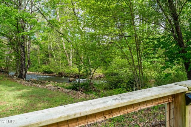 135 Grindstaff Hollow Road, Elizabethton, TN 37643