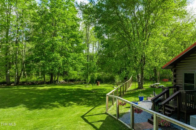 135 Grindstaff Hollow Road, Elizabethton, TN 37643