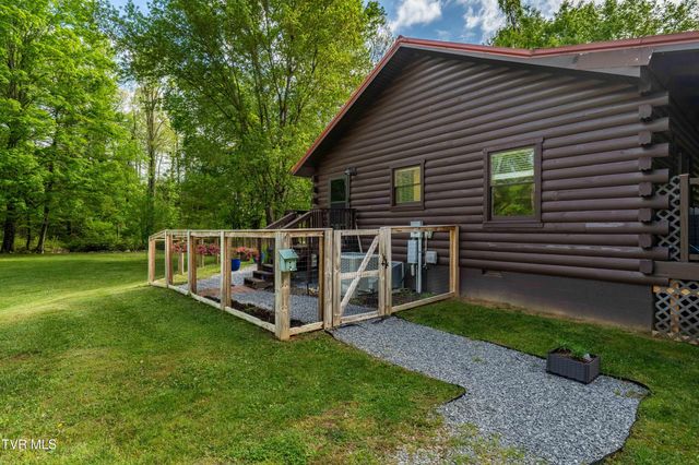 135 Grindstaff Hollow Road, Elizabethton, TN 37643