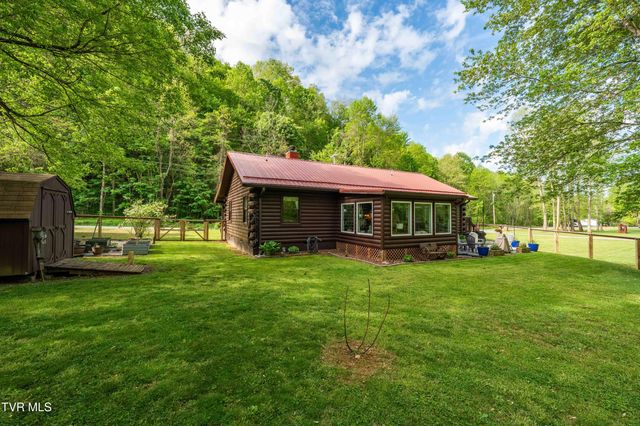 135 Grindstaff Hollow Road, Elizabethton, TN 37643