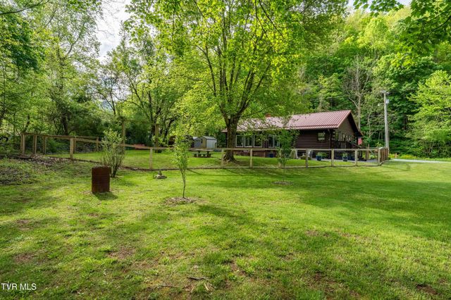 135 Grindstaff Hollow Road, Elizabethton, TN 37643