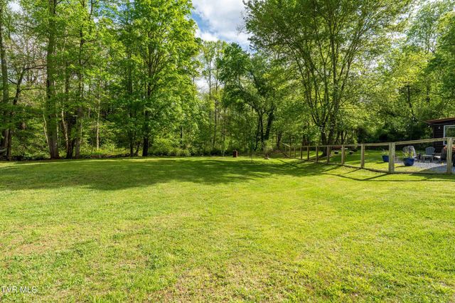 135 Grindstaff Hollow Road, Elizabethton, TN 37643