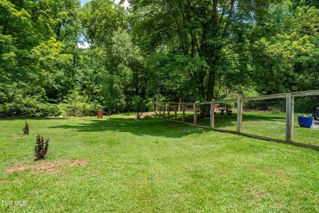 135 Grindstaff Hollow Road, Elizabethton, TN 37643