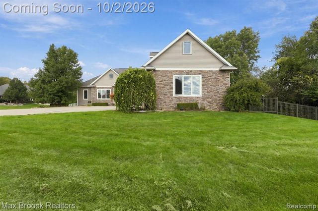 3937 Helens Gate Street, Metamora, MI 48455
