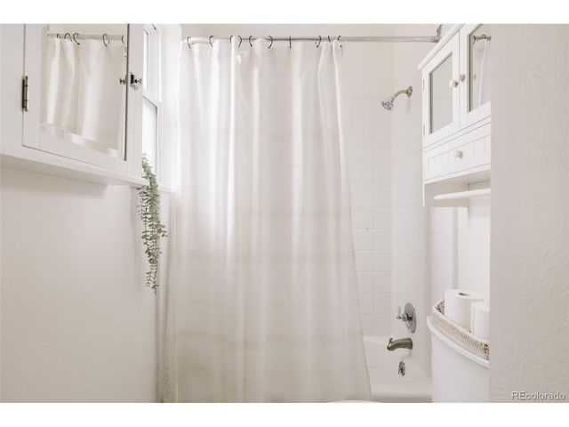 527 E Mexico Ave, Denver, CO 80210