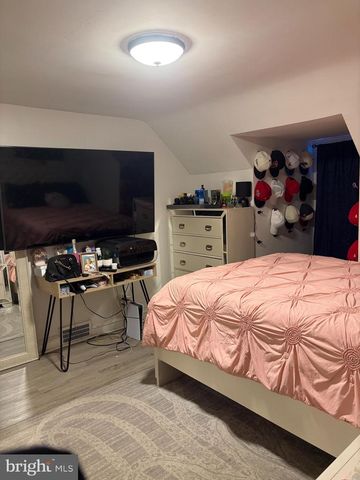 1746 HOLLINSHED AVE, Pennsauken, NJ 08110