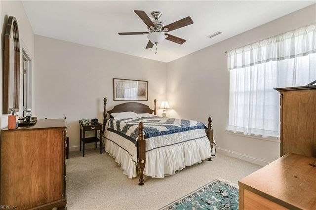 303 Garman LOOP, Yorktown, VA 23690