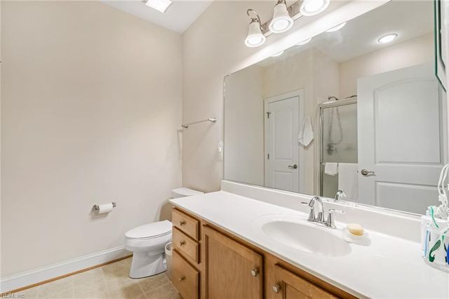 303 Garman LOOP, Yorktown, VA 23690