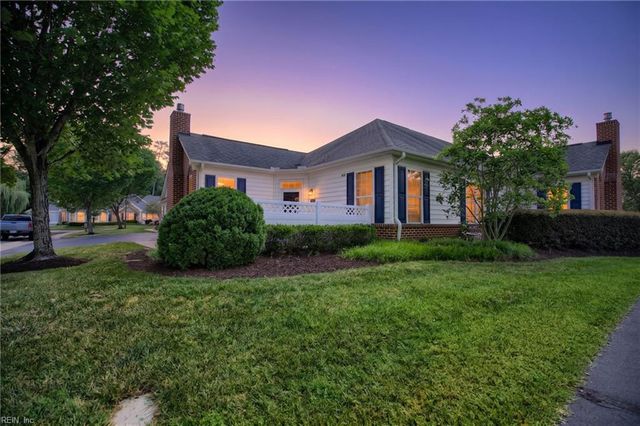 303 Garman LOOP, Yorktown, VA 23690