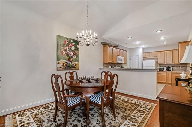 303 Garman LOOP, Yorktown, VA 23690