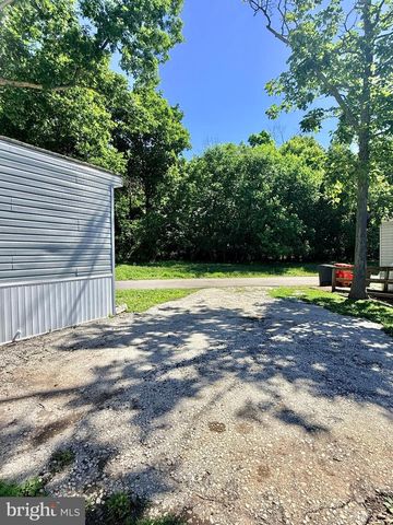 145 DEVON DR, Norristown, PA 19403