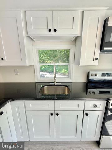 145 DEVON DR, Norristown, PA 19403