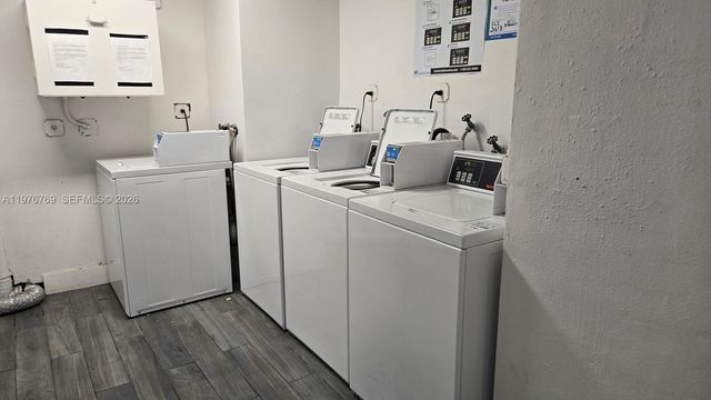 11005 SW 1st St 203, Sweetwater, FL 33174