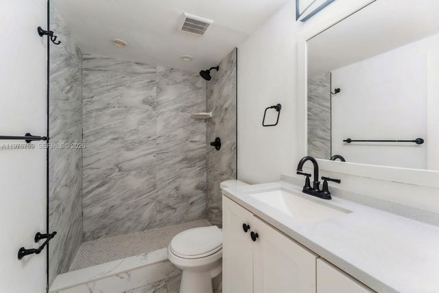 11005 SW 1st St 203, Sweetwater, FL 33174