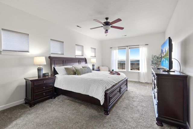 15 S Legacy Ridge Dr, Liberty Lake, WA 99019