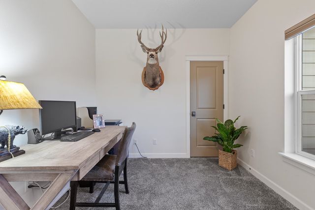 15 S Legacy Ridge Dr, Liberty Lake, WA 99019