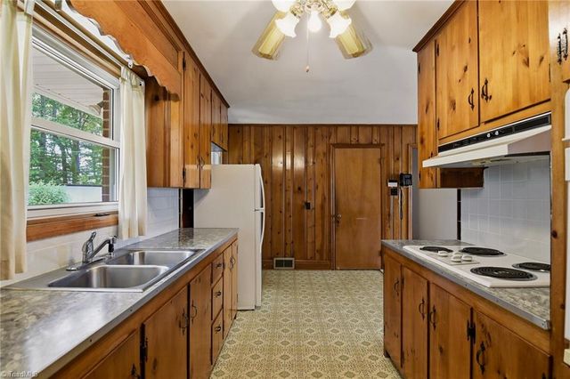 8340 Red Bank Road, Germanton, NC 27019