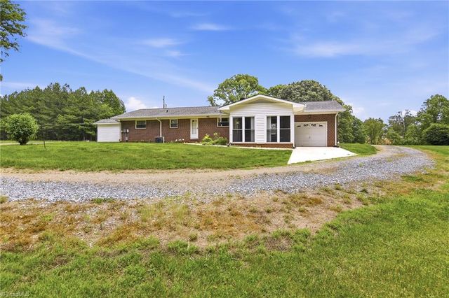 8340 Red Bank Road, Germanton, NC 27019