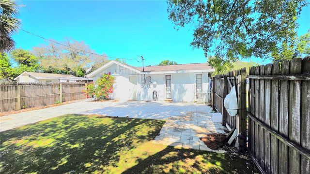 703 13TH AVENUE NW, Largo, FL 33770