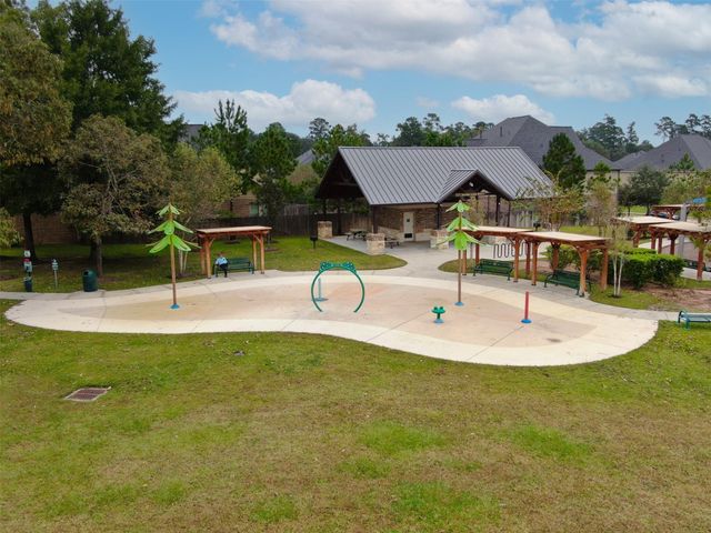 15331 Westland Gate Drive, Conroe, TX 77384