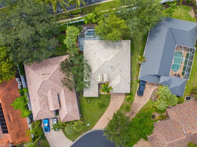 1511 Whispering Oaks CIR, Naples, FL 34110