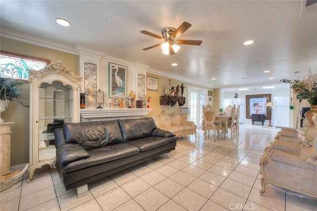 22676 Genova, Laguna Hills, CA 92653