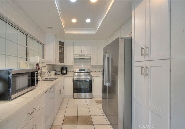22676 Genova, Laguna Hills, CA 92653