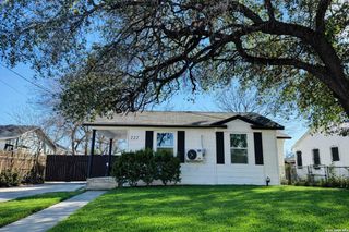 222 W Burcham Ave, San Antonio, TX 78221