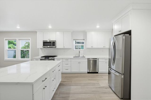 225 Bank St, Grass Valley, CA 95945