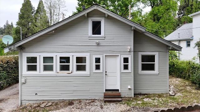 225 Bank St, Grass Valley, CA 95945