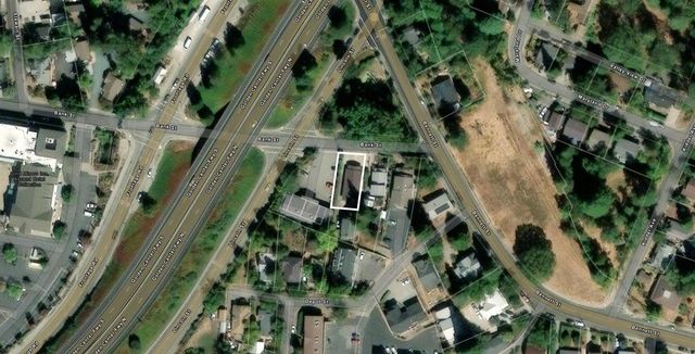 225 Bank St, Grass Valley, CA 95945