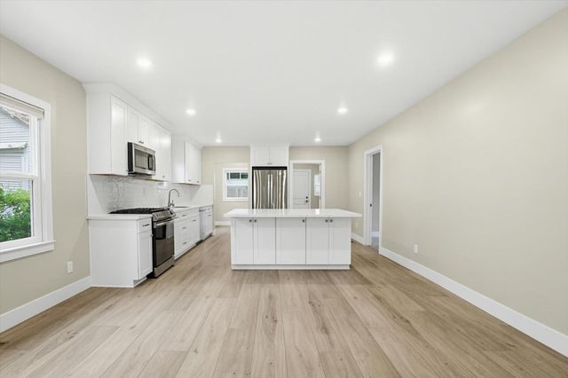 225 Bank St, Grass Valley, CA 95945