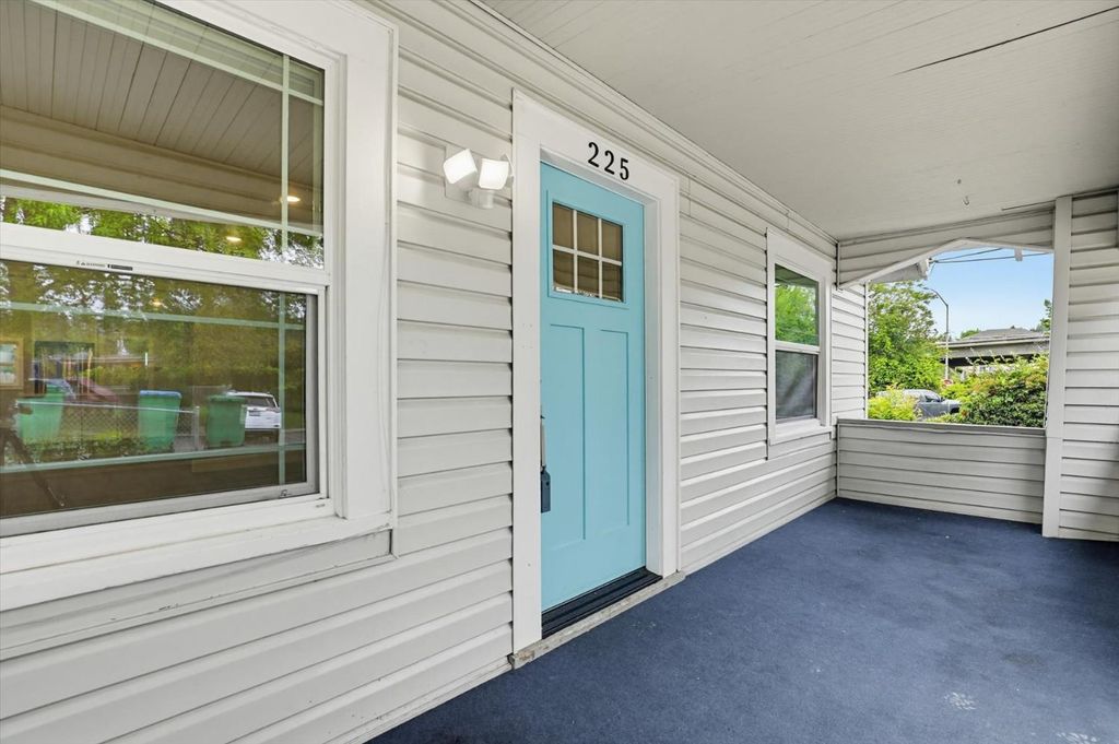 225 Bank St, Grass Valley, CA 95945