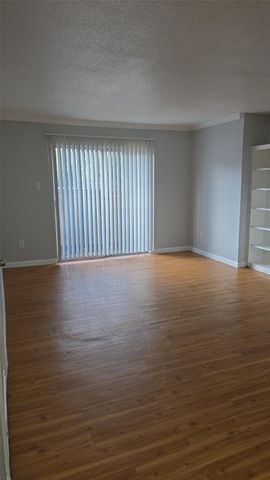 4747 Allendale Road 25, Houston, TX 77017