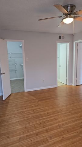 4747 Allendale Road 25, Houston, TX 77017