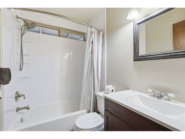 28612 Sw ASH MEADOWS Blvd 30, Wilsonville, OR 97070